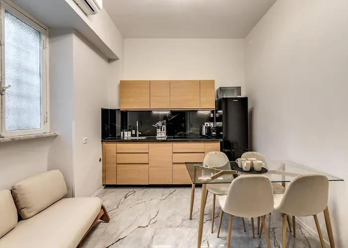 Lilith's Domus Гостевой дом 4*